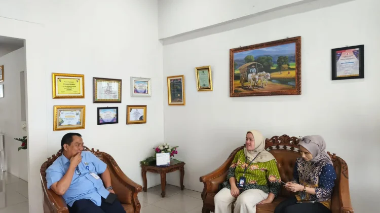 BRI KCP Sail dan RRI Pekanbaru Perkuat Sinergi