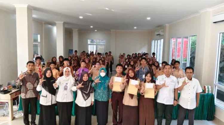 Bunda Literasi Kampar Bekali Peserta Lomba Resensi