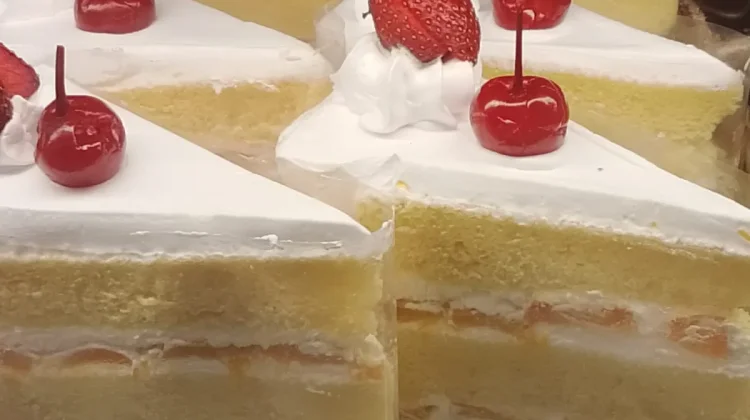 Cocktail Cake Perpaduan Elegan Kue Modern dengan Sentuhan Rasa Internasional