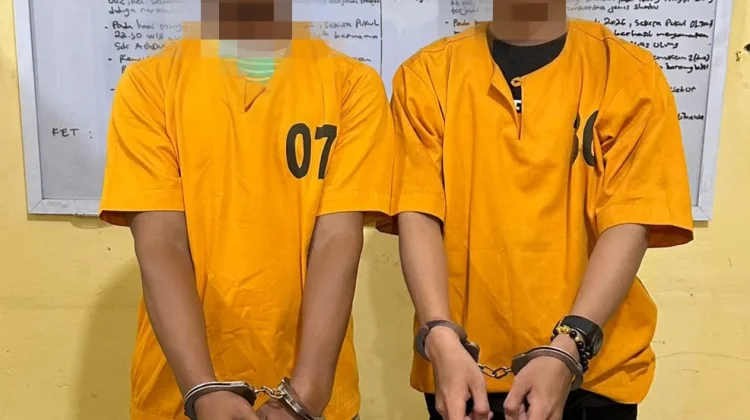 Sempat Buang BB Sabu, Dua Pria Diamankan Polisi.