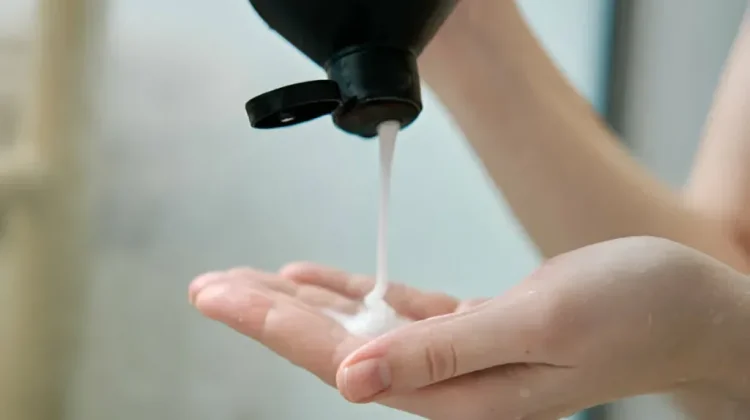 Tips Memilih Shampo yang Tepat untuk Kesehatan Rambut