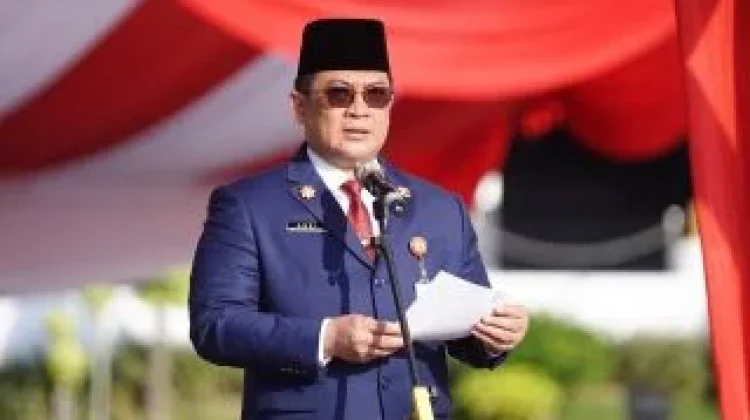 Sekdaprov Riau Syahrial Abdi Pimpin Upacara Hari Otonomi Daerah ke-30 di Pekanbaru