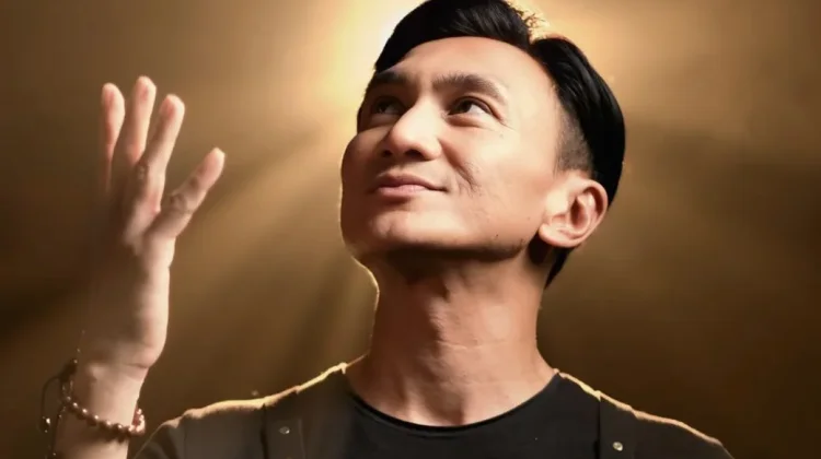 Satu Dekade setelah Lagu "Dia", Anji Merilis "Kau"