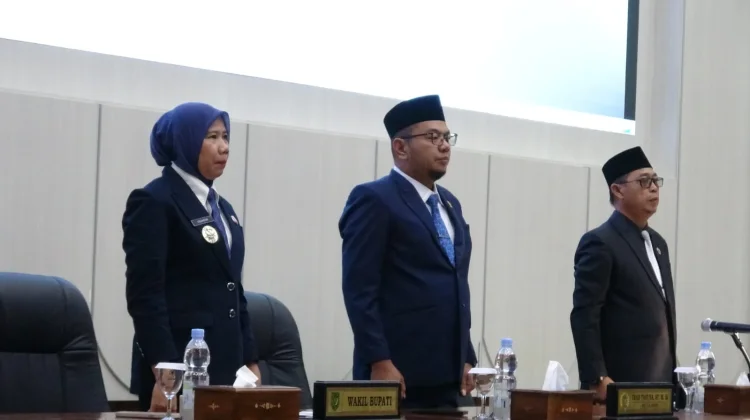 Wabup Inhil Hadiri Paripurna DPRD Tetapkan Keputusan Ranperda