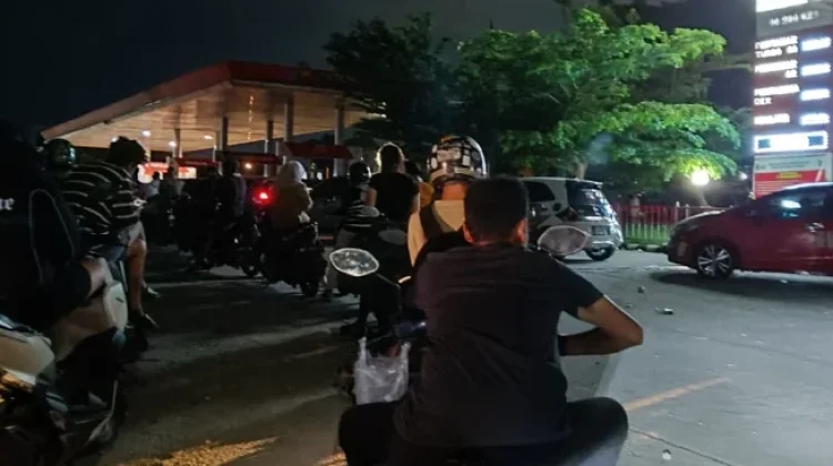 Wakil Ketua Komisi II DPRD Pekanbaru Minta Pertamina Atasi Kelangkaan BBM Segera