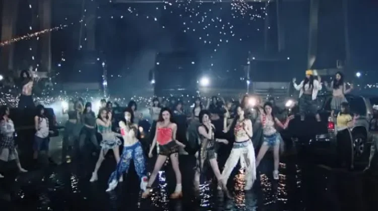 Lirik Lagu CHOOM Babymonster