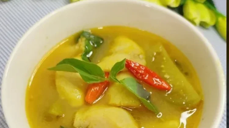Sup Ikan Kuah Kuning Segar, Gurih, dan Kaya Manfaat