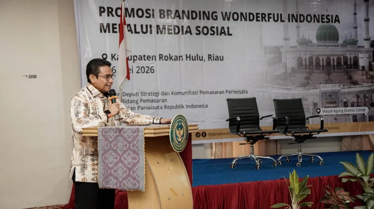 Hendry Munief Dorong Pariwisata Rohul Mendunia: Bentuk Komunitas Digital