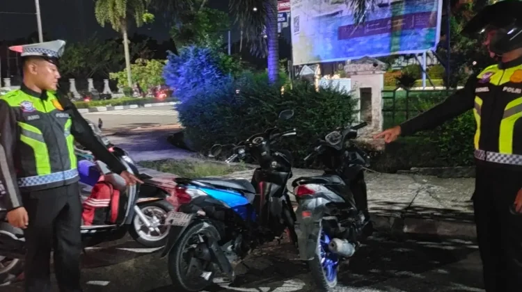 Lima Remaja Luka dalam Kecelakaan Dua Motor di Diponegoro Pekanbaru