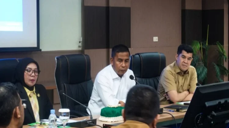 Bupati Kampar Prioritaskan Distribusi Kurban ke Desa Pelosok