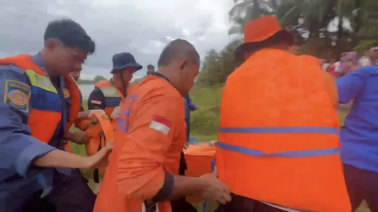 Korban Tenggelam di Sungai Batang Kuansing Ditemukan Meninggal Dunia