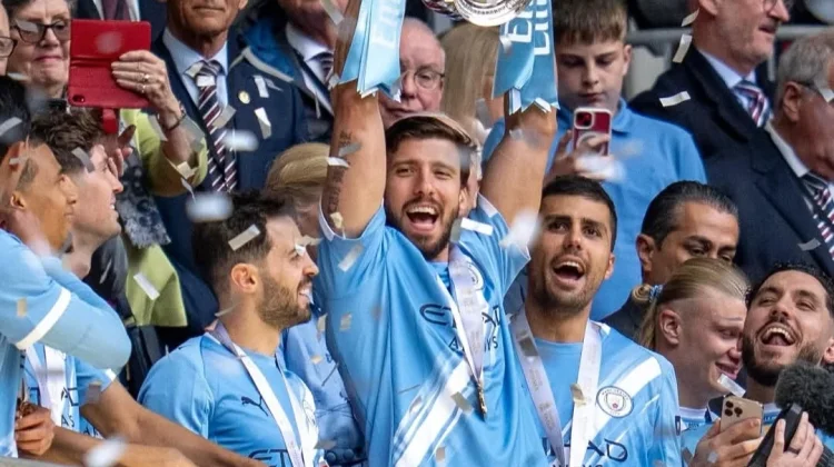 Manchester City Taklukkan Chelsea dan Rebut Gelar Piala FA