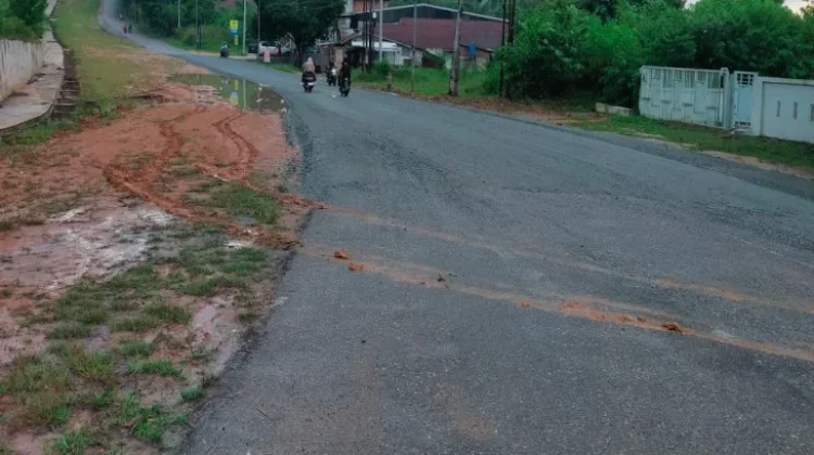 Benahi Infrastruktur, Pemkab Kampar Lakukan Perawatan dan Perbaikan Jalan