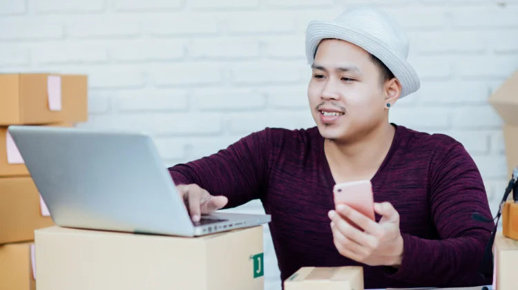 Belanja Online Kian Digemari Warga