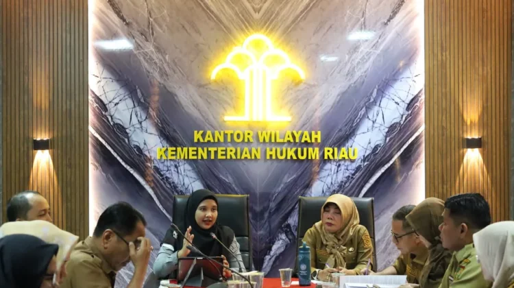 Kanwil Kemenkum Riau Harmonisasikan Tujuh Ranperbup Kampar
