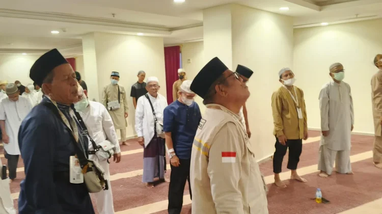 Suhu Makkah Tembus 47 Derajat, Jemaah Haji Riau Dibekali "Jurus" Sabar dan Sehat