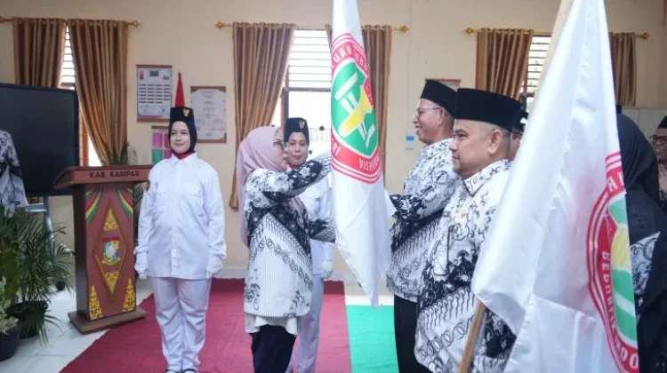 Wabup Kampar Dorong PGRI Jadi Penggerak Kemajuan Pendidikan