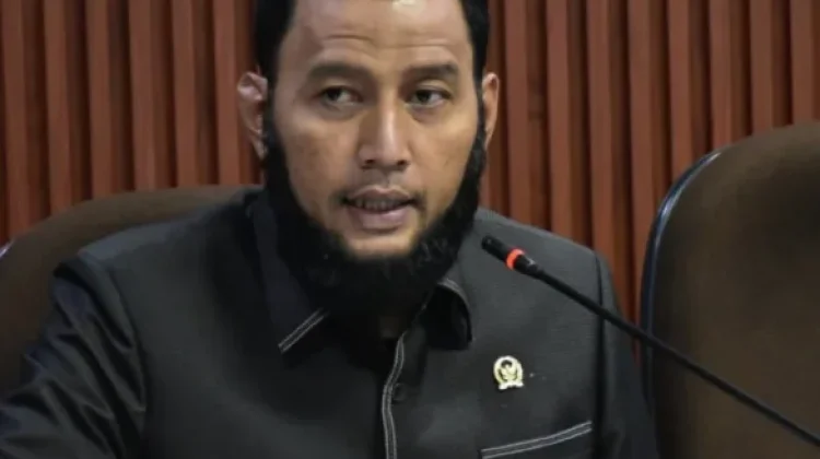 Pemko Pekanbaru Diminta Cepat Selesaikan Polemik Pemilihan RT/RW