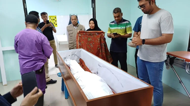 Jemaah Haji Asal Pekanbaru Wafat di Batam, Kakanwil Kemenhaj Riau Sampaikan Duka