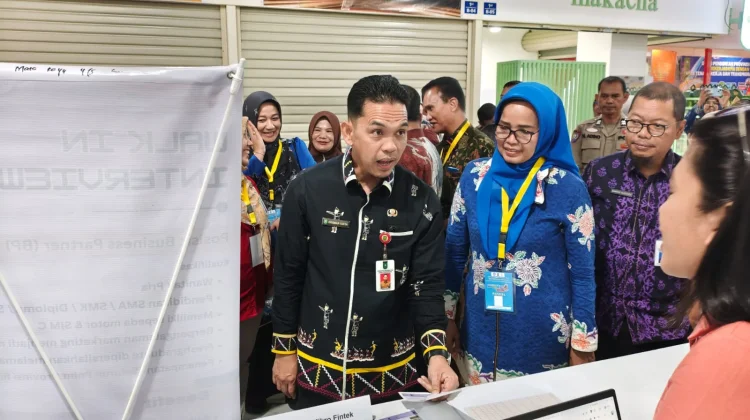 Bantu Lulusan SMK Langsung Kerja, Disdik dan Disnakertrans Riau Gelar Job Fair 2026