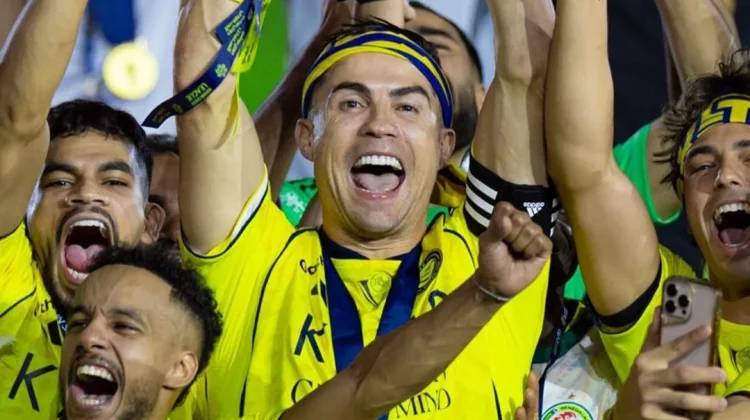 Cristiano Ronaldo Akhirnya Juara Liga Arab