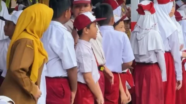 DPRD Pekanbaru Tegas Larang Pungutan Liar di Sekolah, Wali Murid Diminta Laporkan