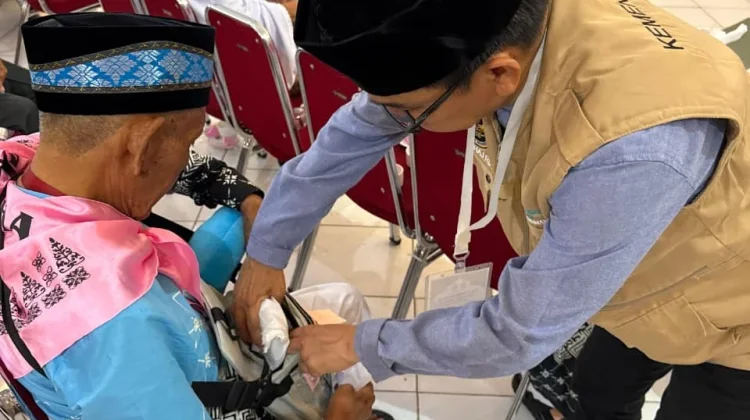 Sebanyak 4.695 Jemaah Riau Diberangkatkan ke Tanah Suci