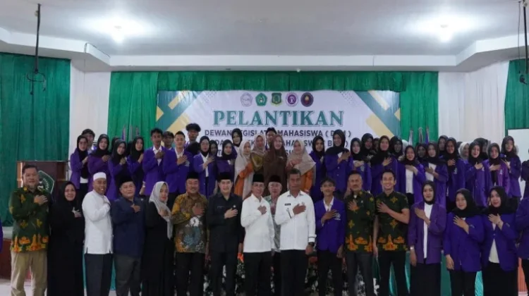 Bupati Kampar Lantikan Organisasi Mahasiswa STIE Bangkinang