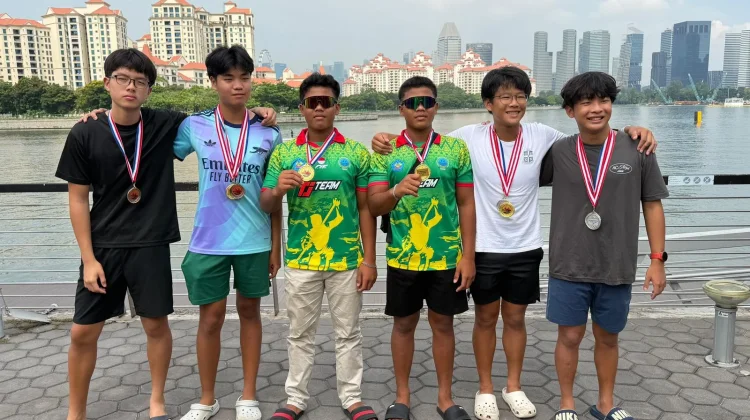 Atlet Dayung SKO Riau Bersinar di Singapura, Borong Tiga Medali