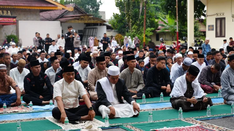 Iduladha 1447 H, Brimob Polda Riau Tebar Kepedulian Sosial