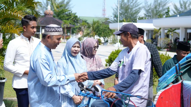 Bupati Inhil Halal Bihalal Bersama Tukang Becak