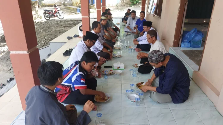 TMI DPD Kota Pekanbaru Salurkan Hewan Kurban ke Panti Asuhan Al-Fath