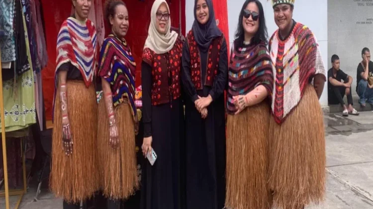 Rumah Batik Serunai Kampar Tampil Memukau di Gema Pemuda Jakarta