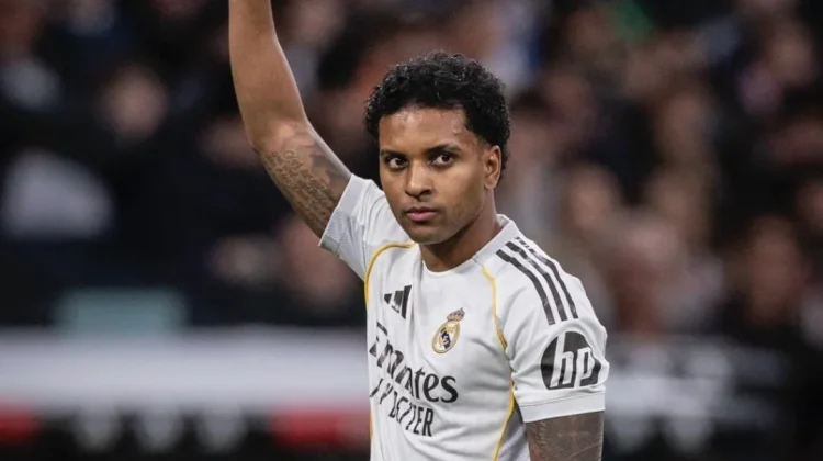 Rodrygo Dapat Hadiah Spesial dari Cristiano Ronaldo