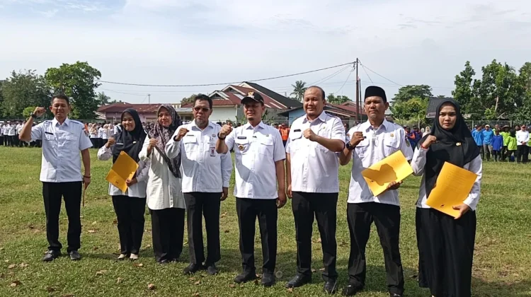 Pemko Pekanbaru Lepas Petugas Program 1 ASN 1 RW