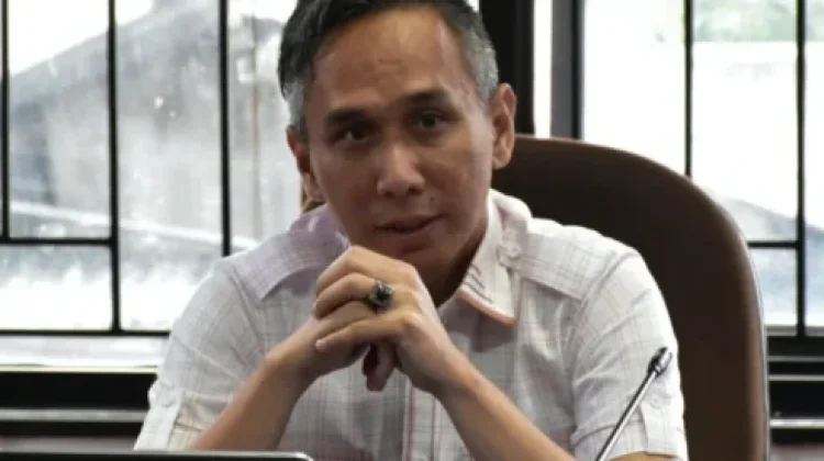 DPRD Pekanbaru Minta Bebaskan Wali Murid Belanja Baju Sekolah Sendiri