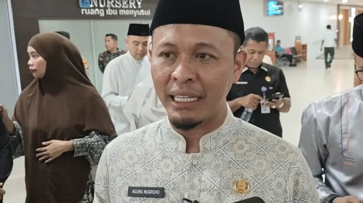 Mendarat di Pekanbaru, Walikota Agung Nugroho Sambut Ratusan Jemaah Haji