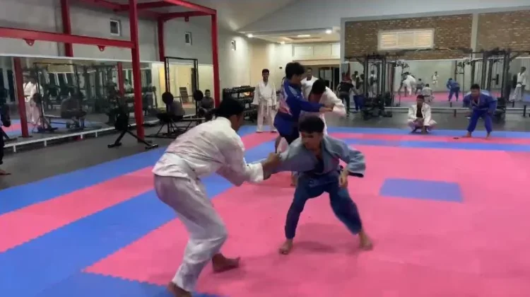 Kurash Riau Mulai Persiapan Hadapi PON Bela Diri 2026 di Sulawesi Utara