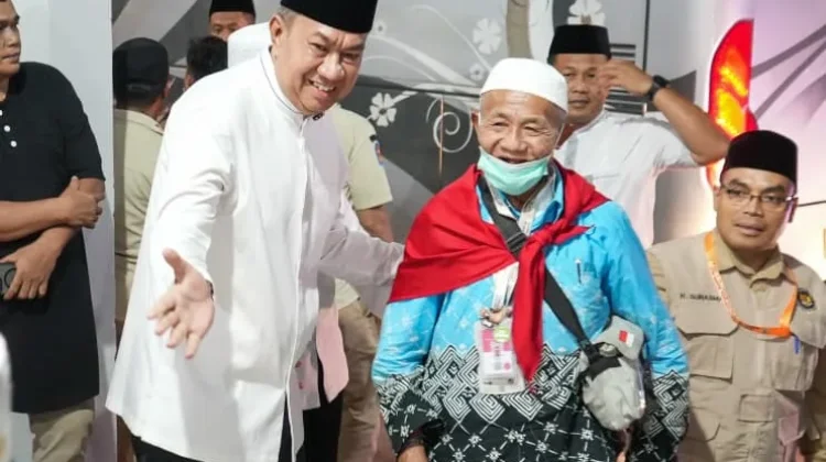 Muzamil Sambut 110 Jemaah Haji Meranti di Batam