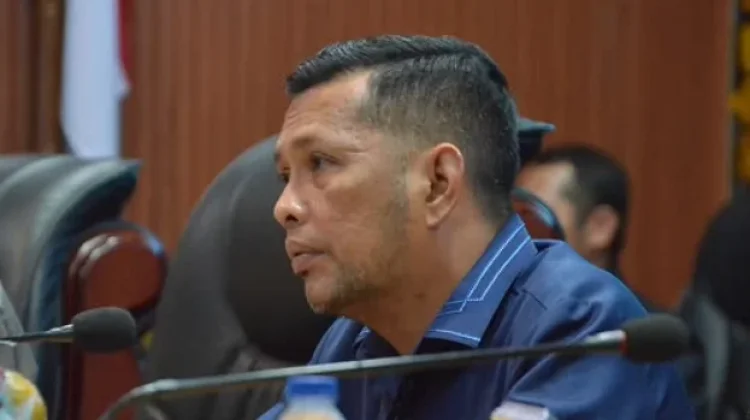 DPRD Pekanbaru Minta Sekolah Stop Praktik Jual Beli Kursi dan Siswa Titipan