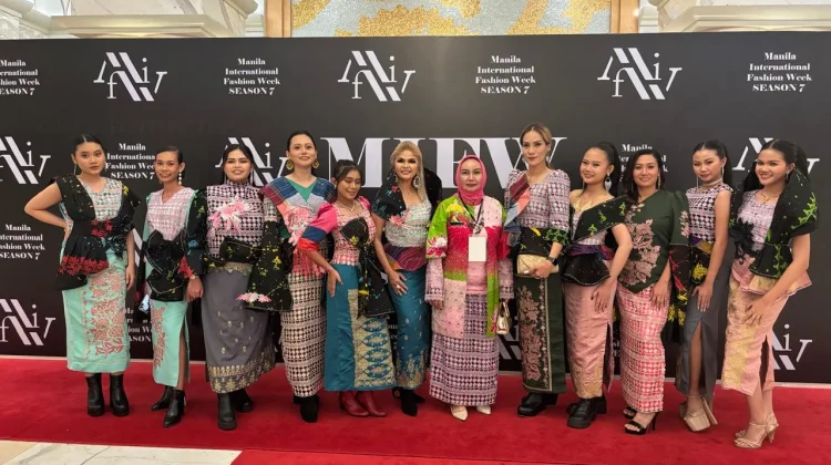 Batik Seugati Pelalawan Riau Tampil di Manila Fashion Week 2026