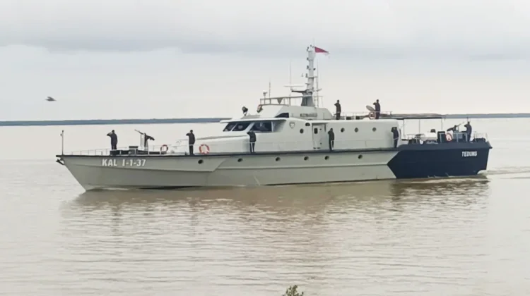 Komandan Koarmada I Datang Disambut Adat Melayu dan Parade Kapal TNI AL