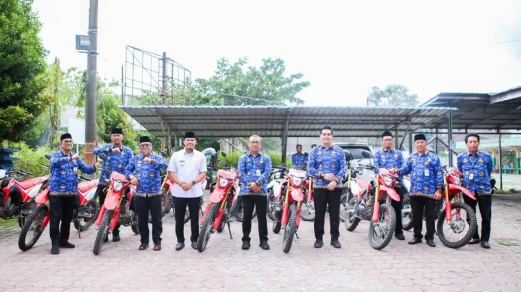 BPBD Kota Dumai Distribusi 20 Unit Kendaraan Roda Dua ke Kelurahan se-Kota Dumai