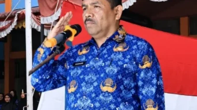 Kepsek SMKN 4 Pekanbaru Tekankan Peran Orang Tua dalam Perkembangan Siswa