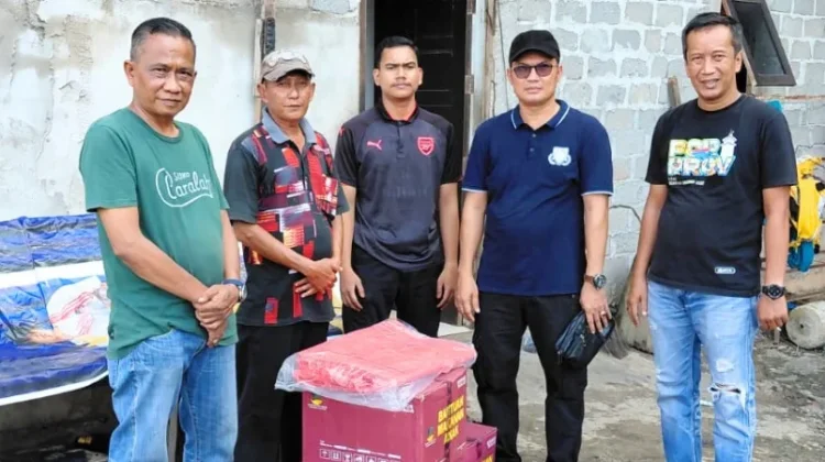 Pemkab Kuansing Salurkan Bantuan Korban Kebakaran Desa Koto Sentajo