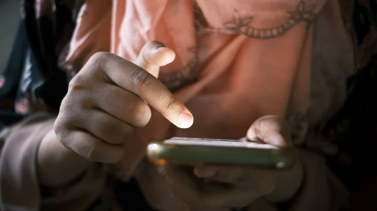 Sembilan Tanda Kamu Mengalami ‘Brain Rot’ akibat Terlalu Lama Scroll HP