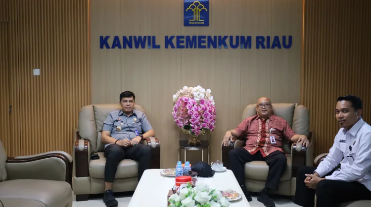 Kemenko Kumham Imipas dan Kemenkum Riau Matangkan Penguatan Peran Penyuluh Hukum