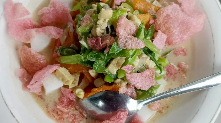 Tutorial Membuat Lontong Gulai Touco Minang yang Lezat