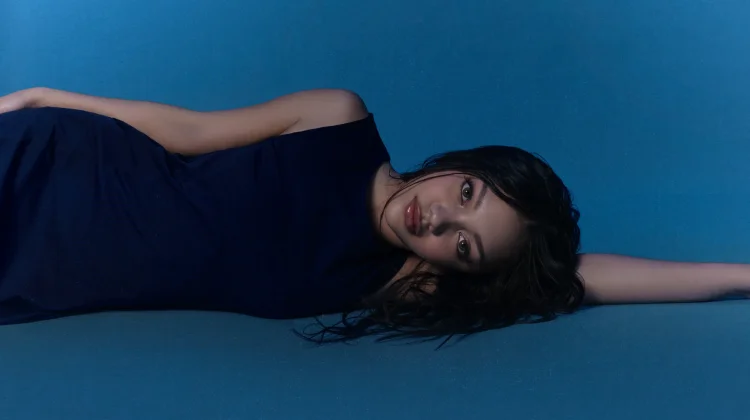 Menginjak Usia 21 Tahun, Naura Ayu Rilis Album 'Cerita Penuh Cahaya'