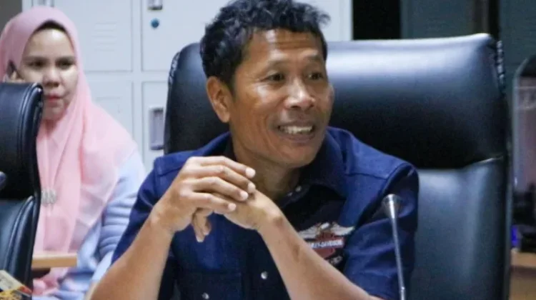 DPRD Riau Tegaskan SPMB Bersih dari Titipan, Soroti Dominasi Sekolah Favorit